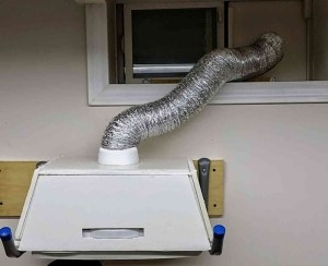 Extractor fan in use